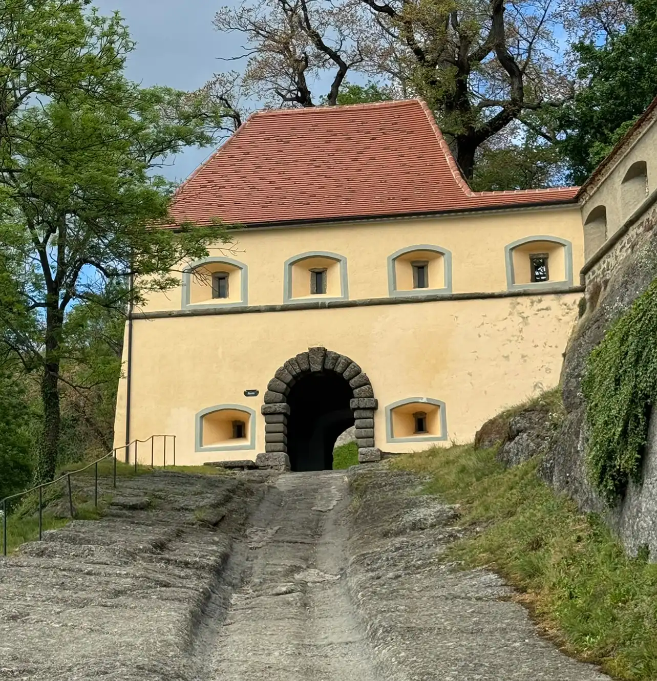 Annentor (Fortified Gate)